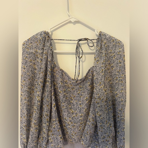 ASTR Ruffle Shirt - Picture 7 of 8